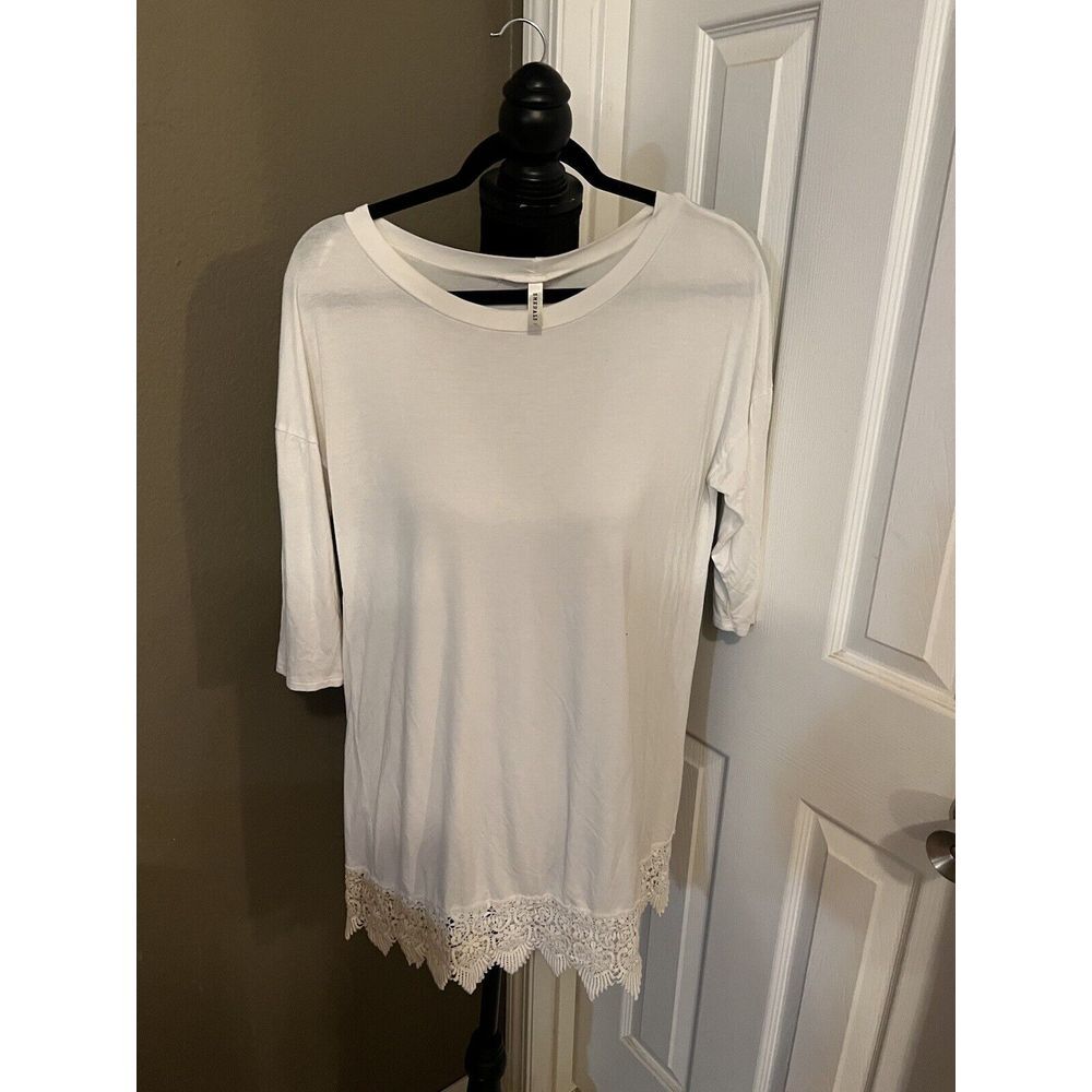 Emerald Plus Size 1X Shirt With Lace